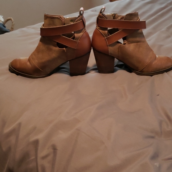 Target Booties - Picture 2 of 7